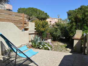 Studio Cabine Mezzanine 4 Pers avec Piscine et Parking - Proche Plage et Centre à Saint Pierre La Mer - FR-1-229D-239